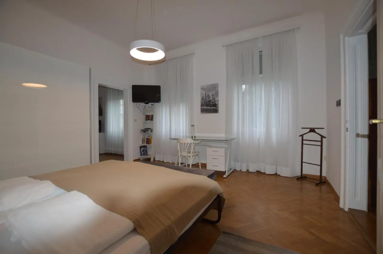 Apartment Penzing 비엔나