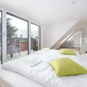 Next To Schoenbrunnpalace Close To Public Transport - Myschoenbrunn Apartament